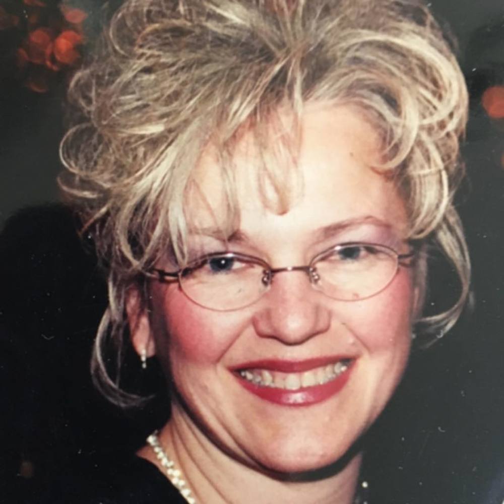 Meet your Posher, Denise